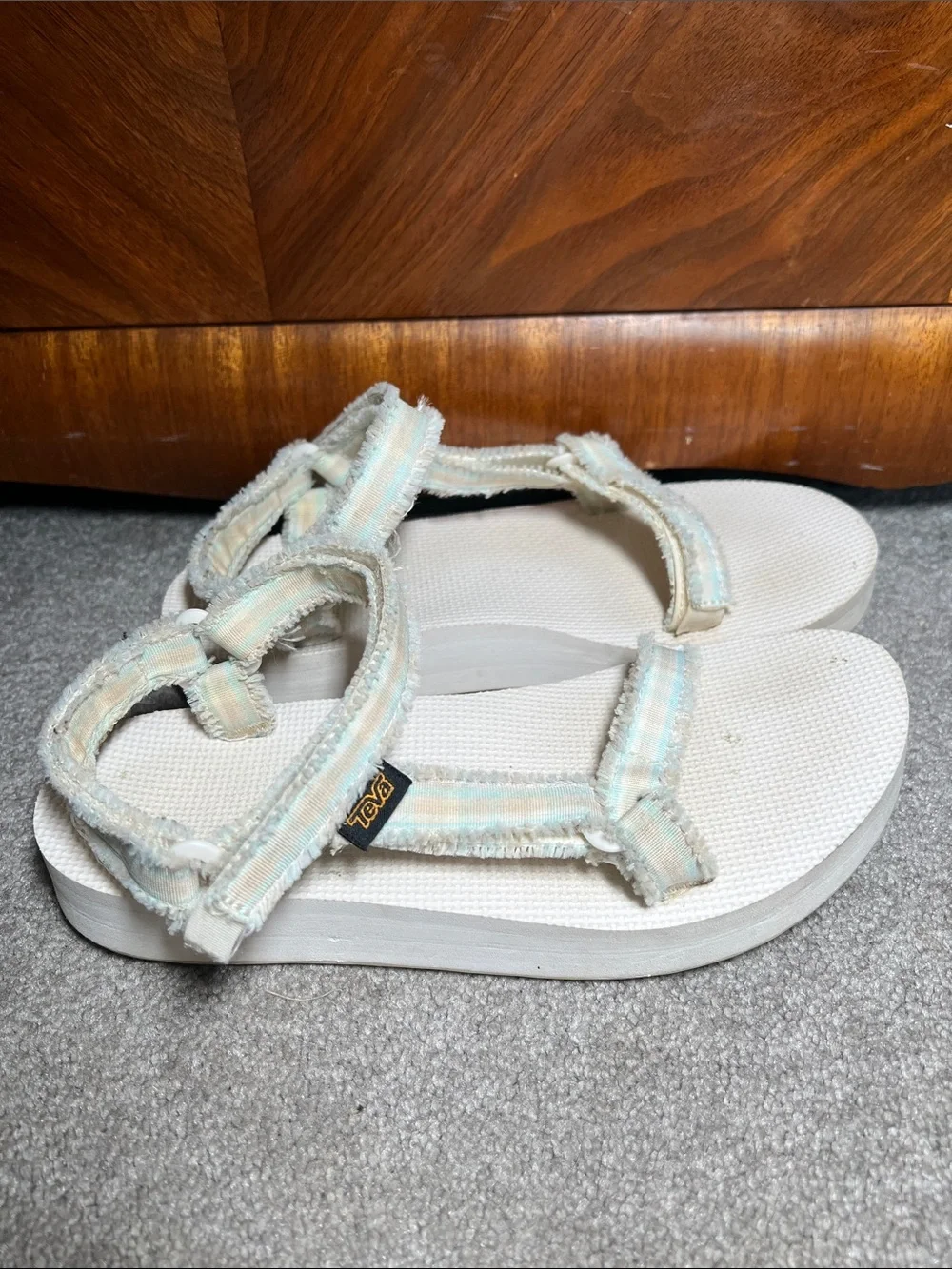 Teva Midform Fray Sandals White Gingham Size 8